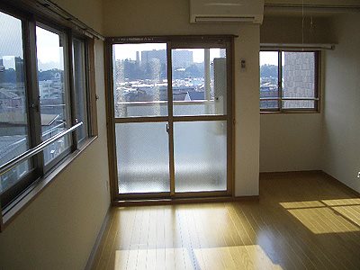 アネシス ベランダ、サンルーム付き（写真は3号室のもの）