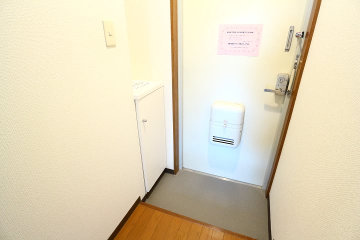 ラフィーネ２１ 玄関