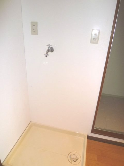 リバービューもりの里 洗濯機置き場